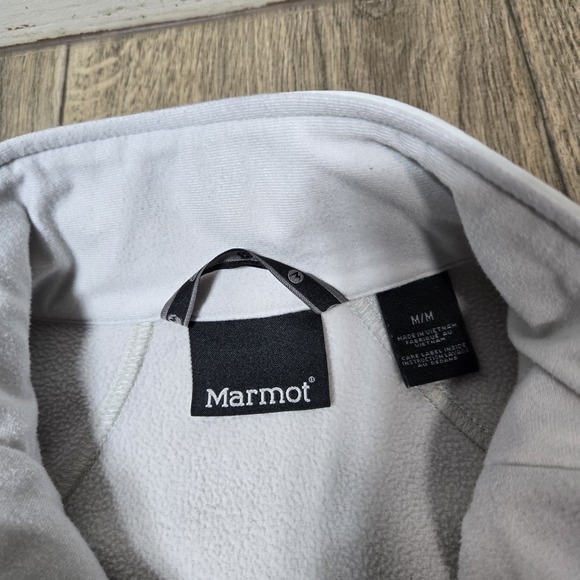 Marmot Women's Ski Jacket in Light Gray - Picture 2 of 10